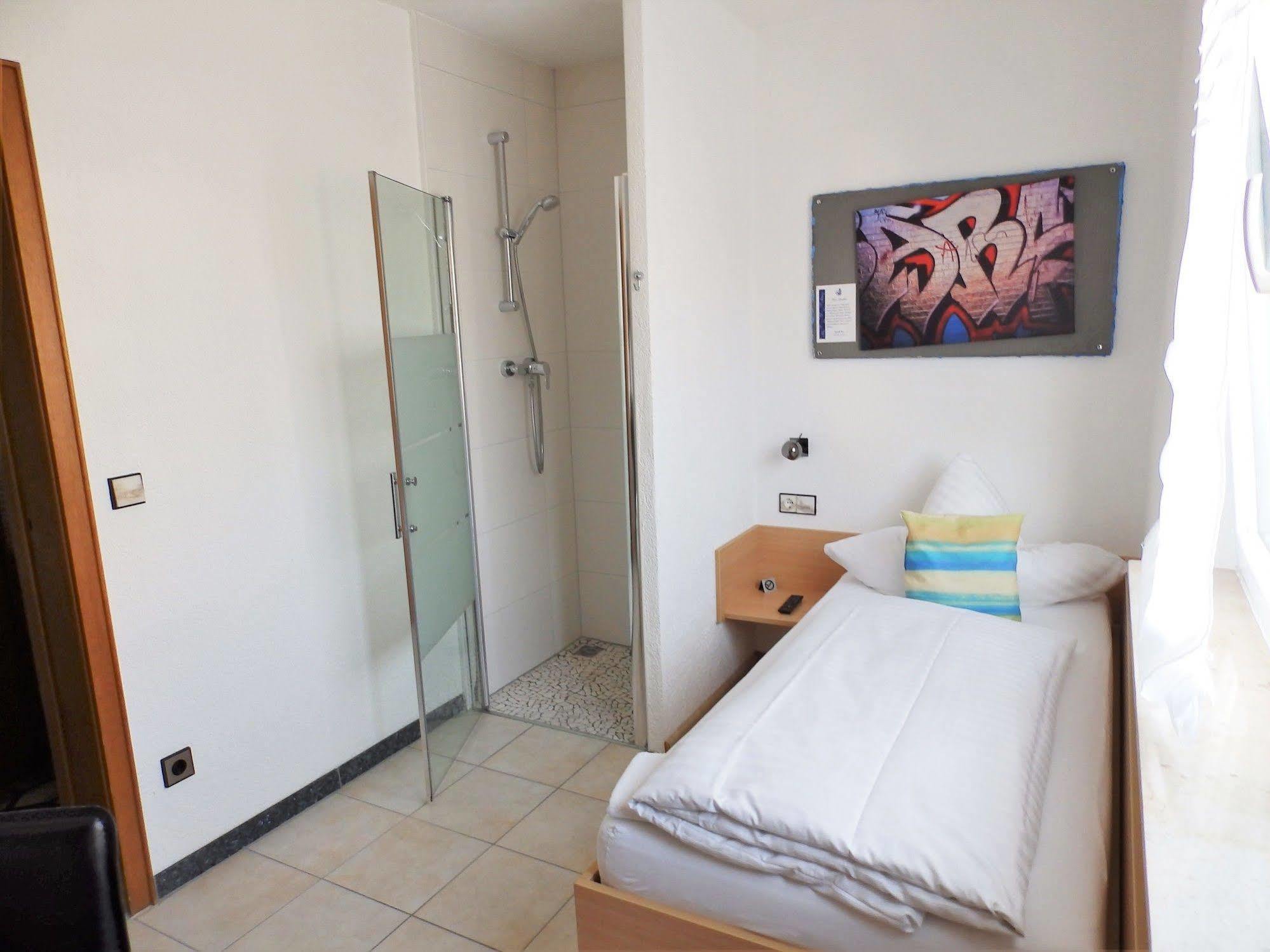 H41 Inn Hotel Garni Freiburg (Adults Only) Gundelfingen  Eksteriør bilde