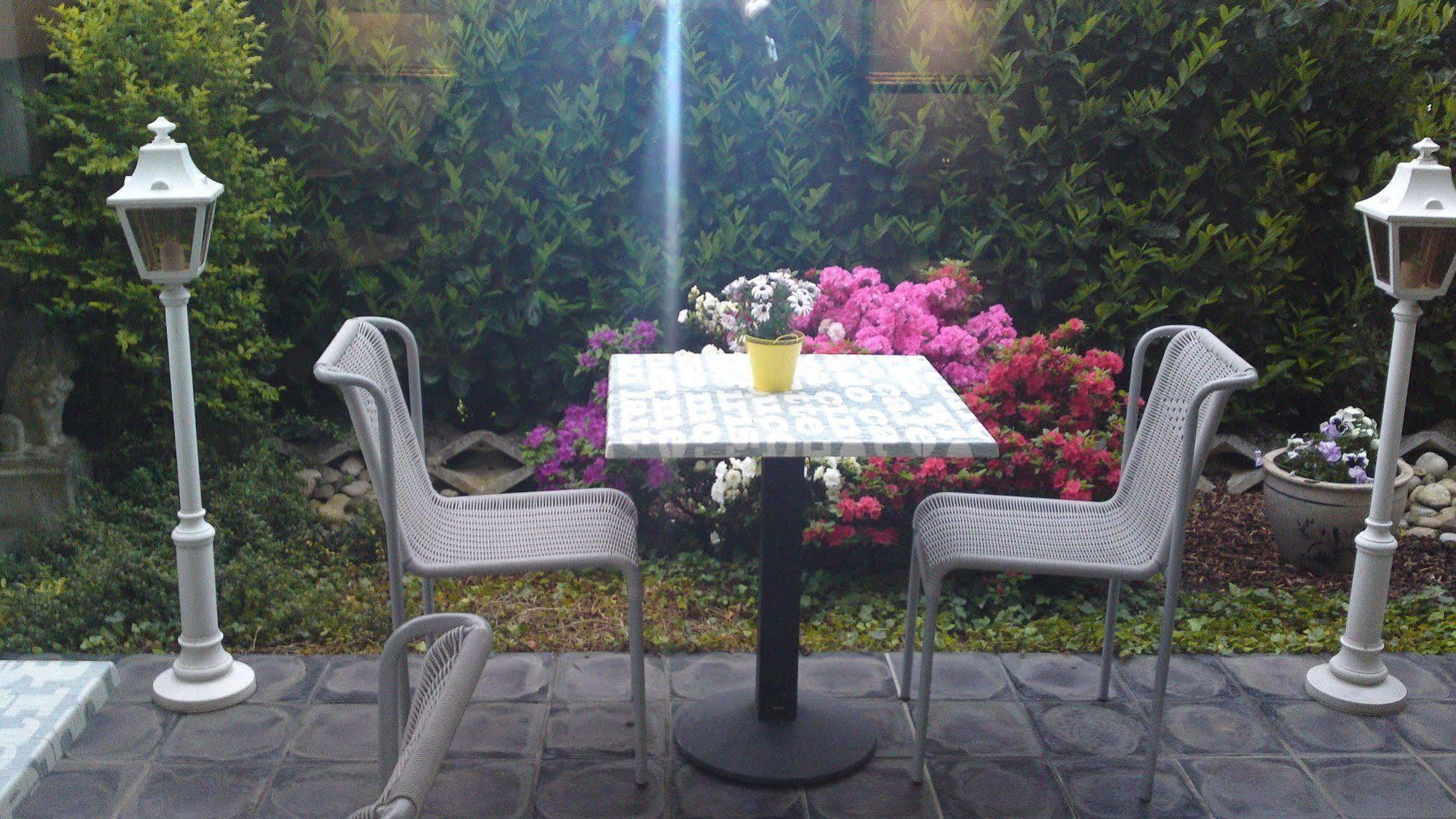 H41 Inn Hotel Garni Freiburg (Adults Only) Gundelfingen  Eksteriør bilde