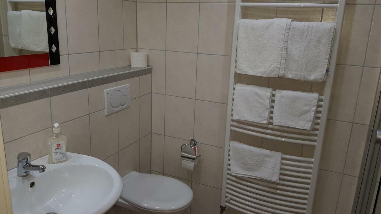 H41 Inn Hotel Garni Freiburg (Adults Only) Gundelfingen  Eksteriør bilde